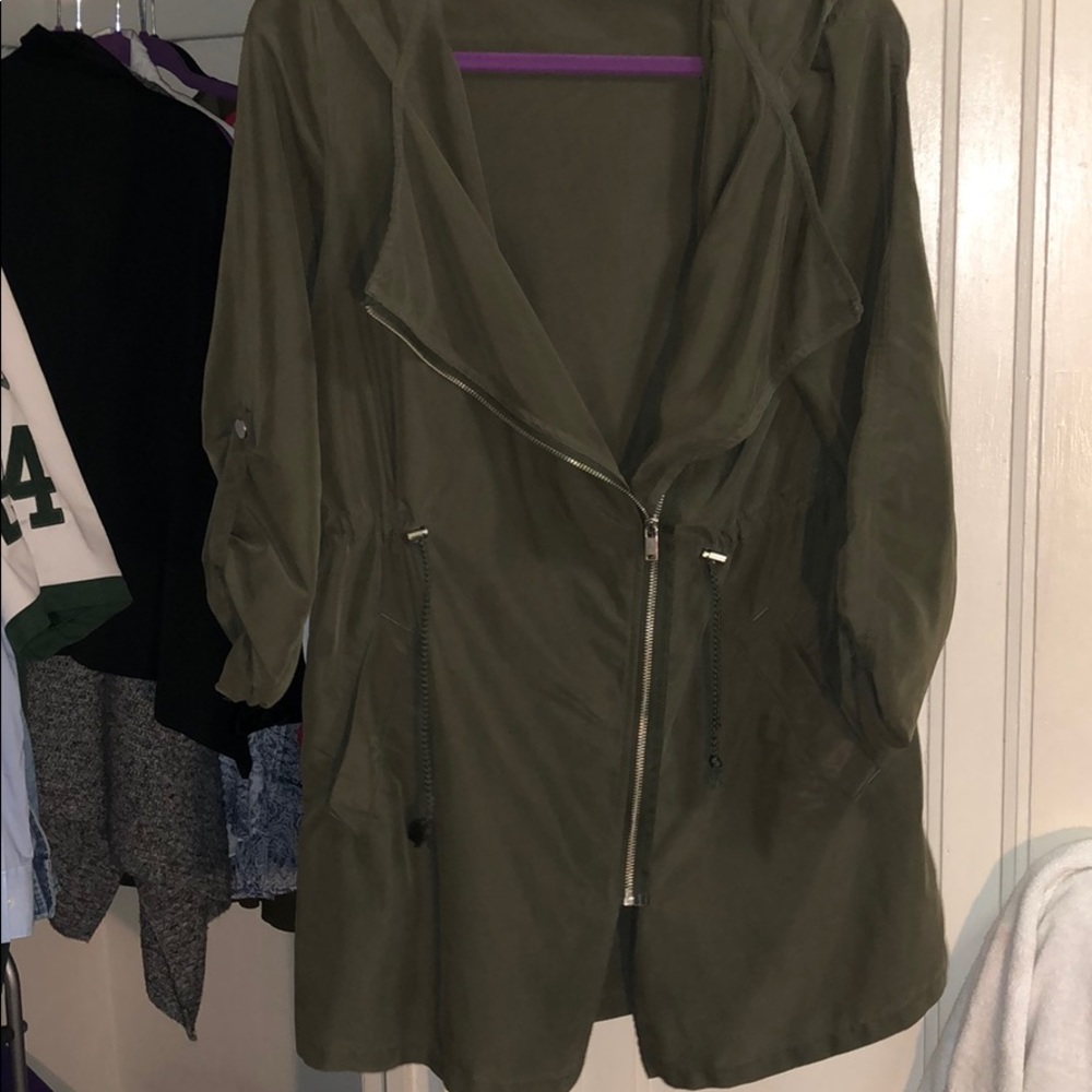 H&M LIGHT WEIGHT JACKET